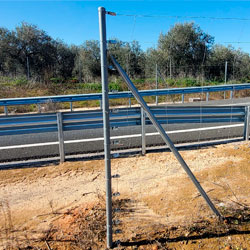 Poste de Arranque o Extremo para Malla Ganadera de 2 m.