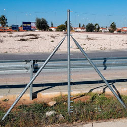 Poste de Refuerzo para Malla Ganadera de 2 m.